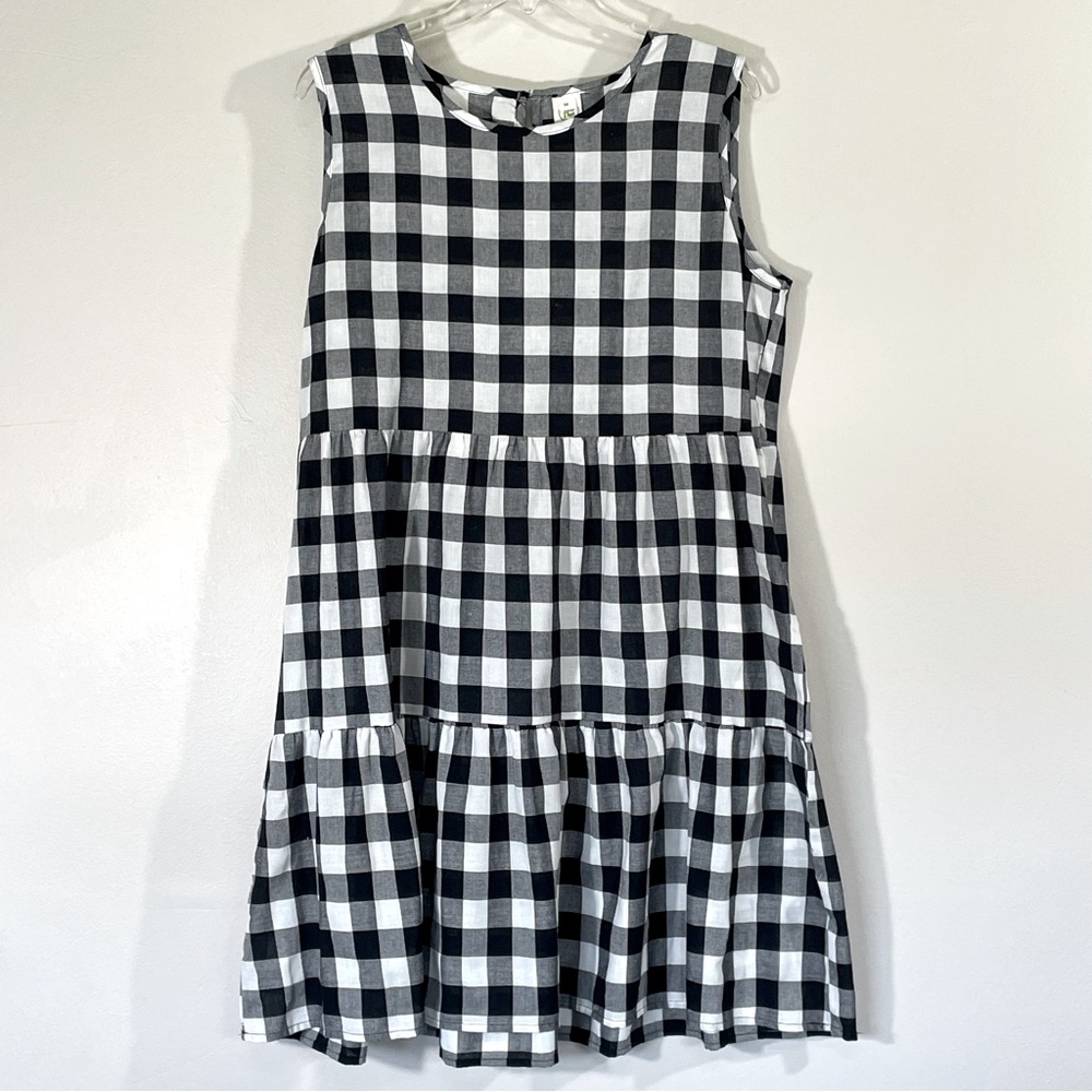 Gingham‎ Keyhole Tiered Ruffle Babydoll Dress